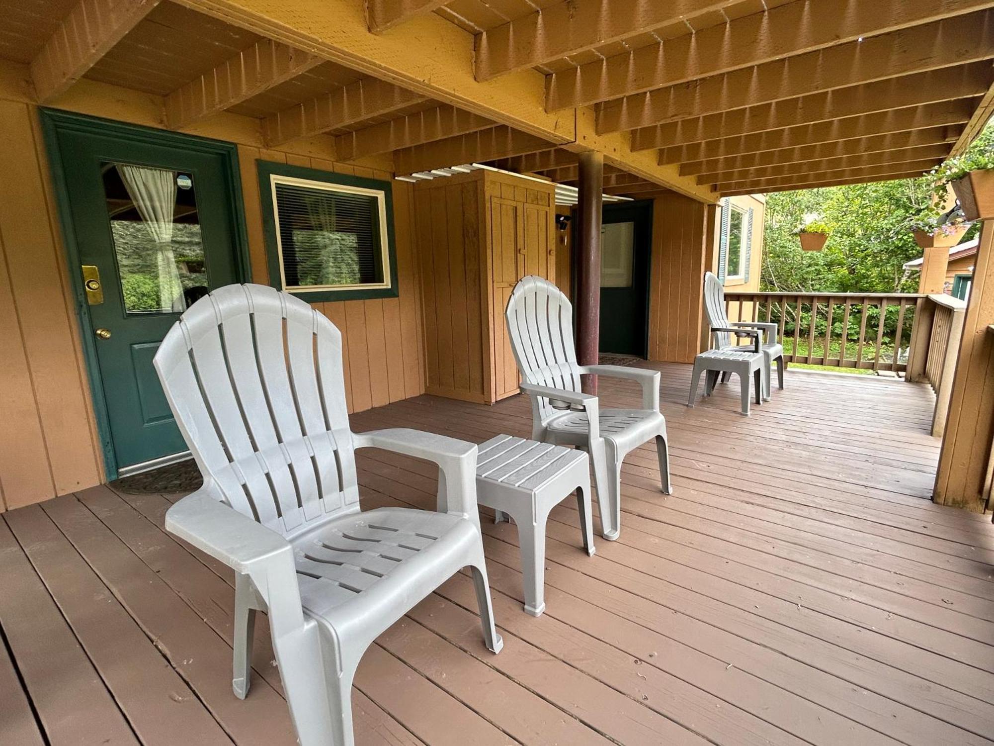 Bear Lake Lodgings B&B, Inc ซูเวิร์ด ภายนอก รูปภาพ