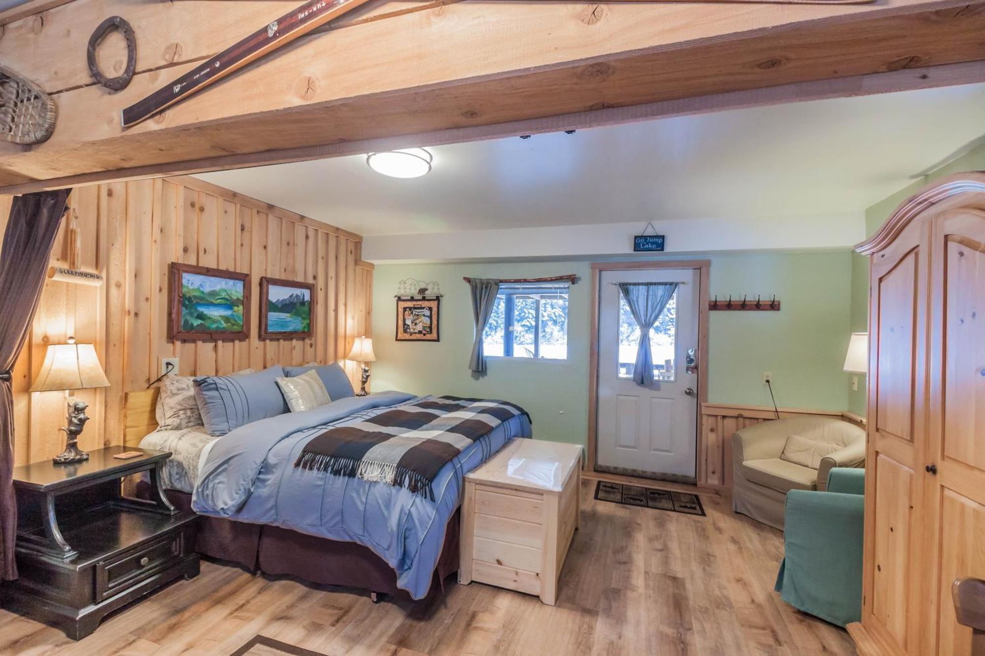 Bear Lake Lodgings B&B, Inc ซูเวิร์ด ภายนอก รูปภาพ