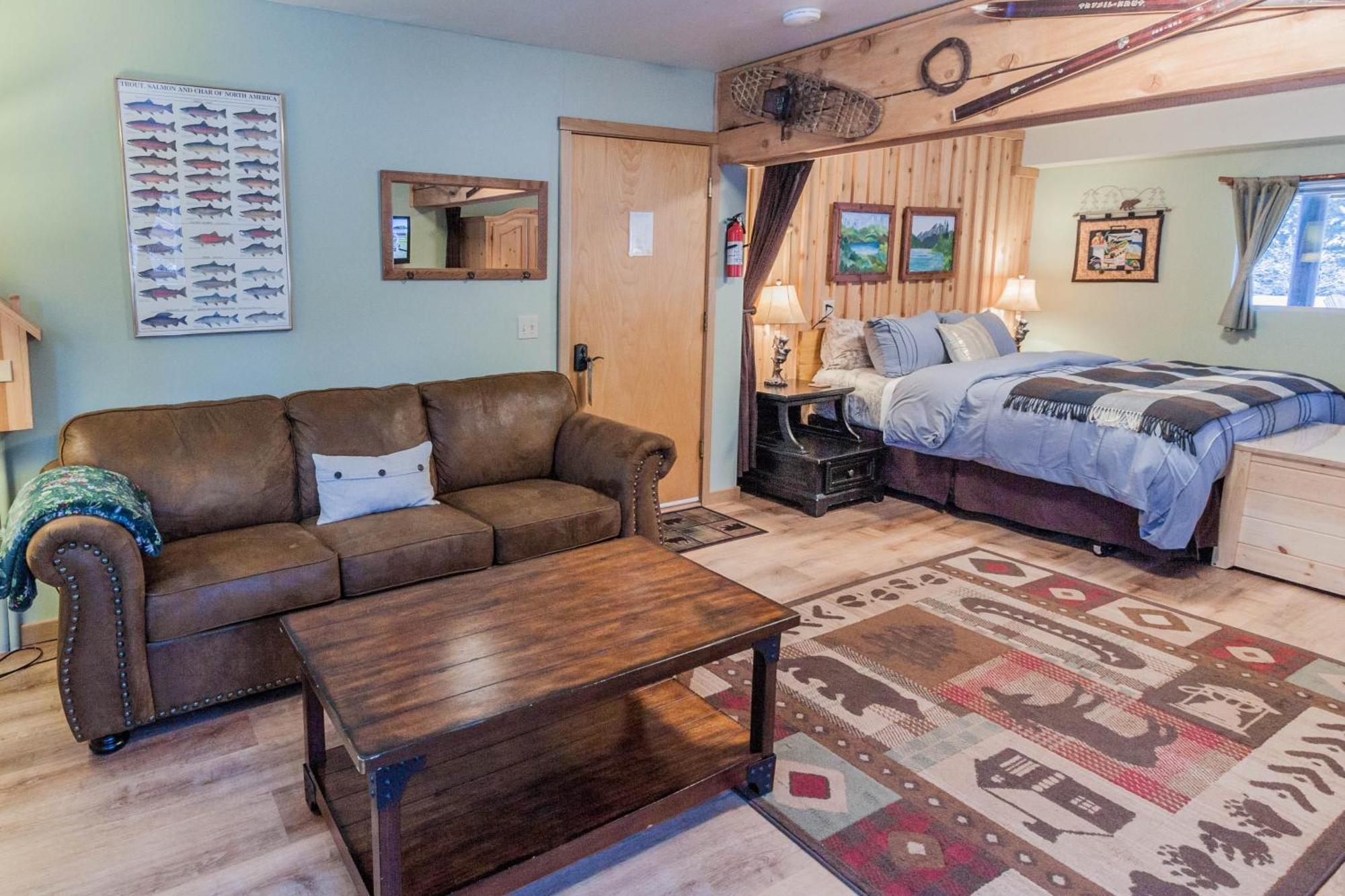 Bear Lake Lodgings B&B, Inc ซูเวิร์ด ภายนอก รูปภาพ